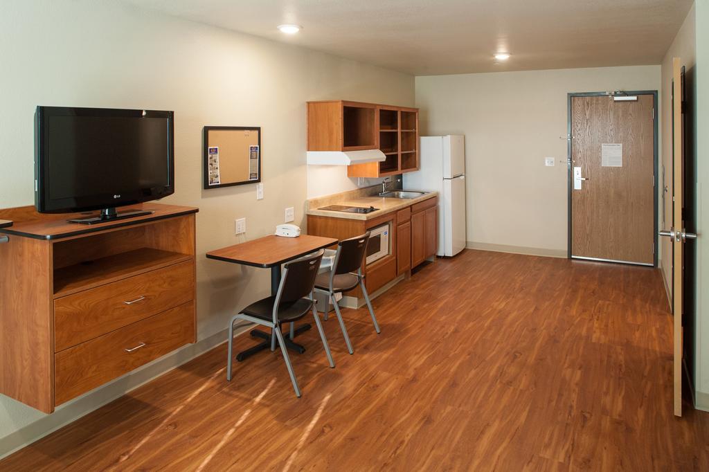 Woodspring Suites College Station Bilik gambar